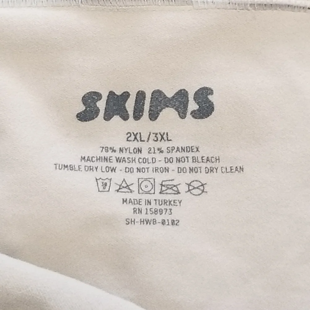 SKIMS seamless sculpt