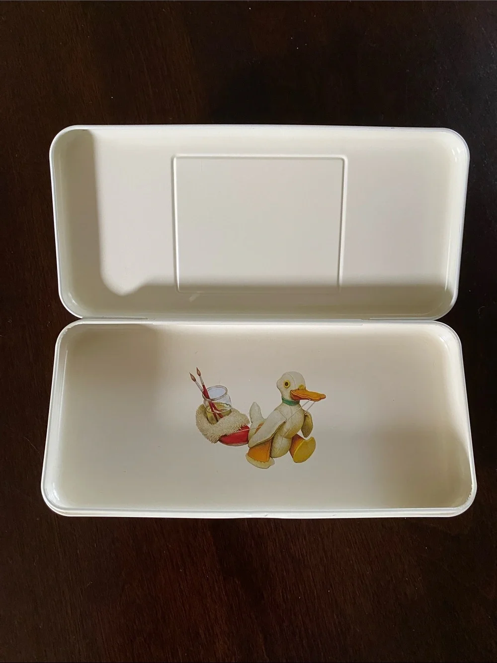 Jane Hissey vintage tine