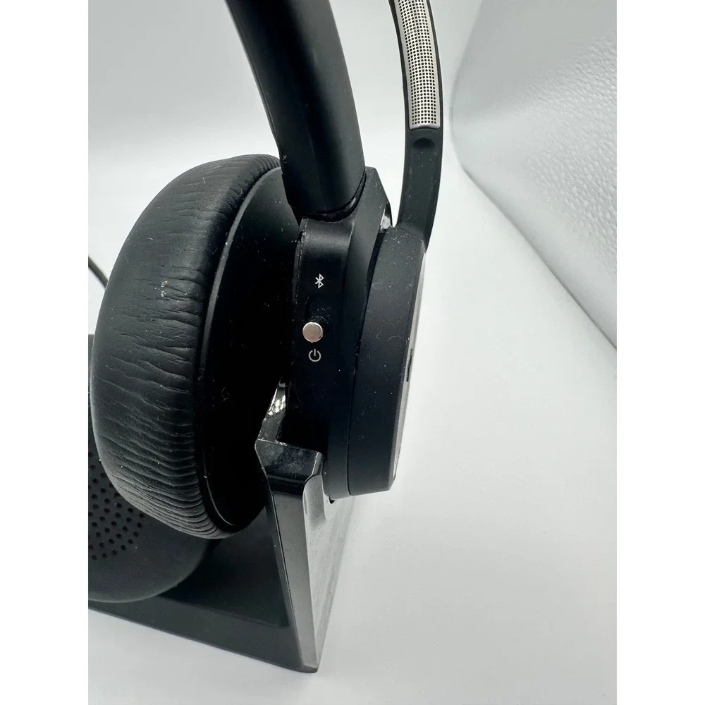 Plantronics voyager focus