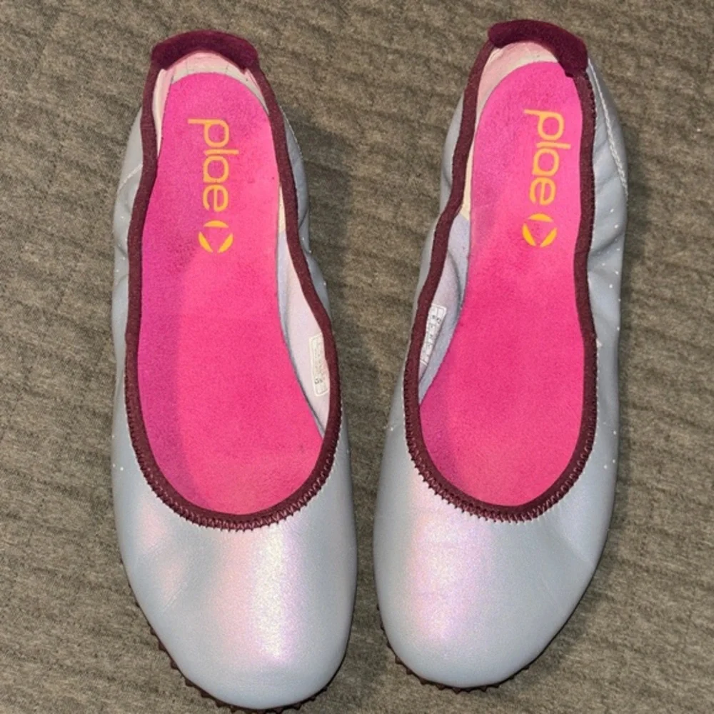 Plae Crosby Moonstone Womens Size 6