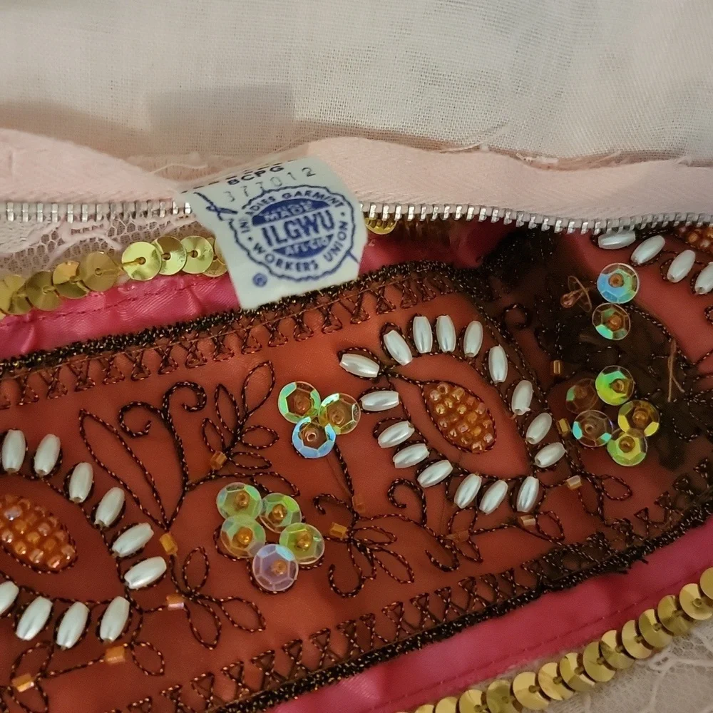 N/A vintage pink