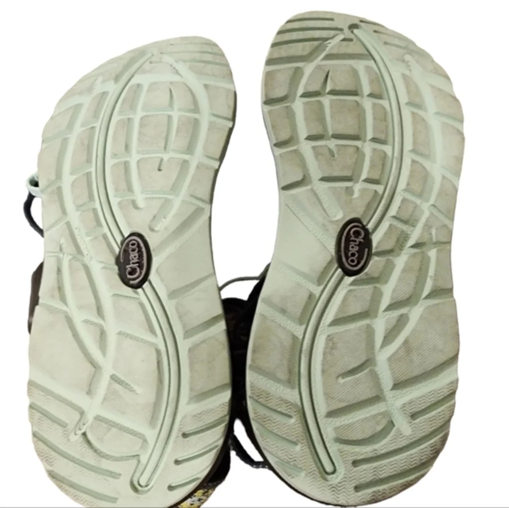 Chaco womans sandals