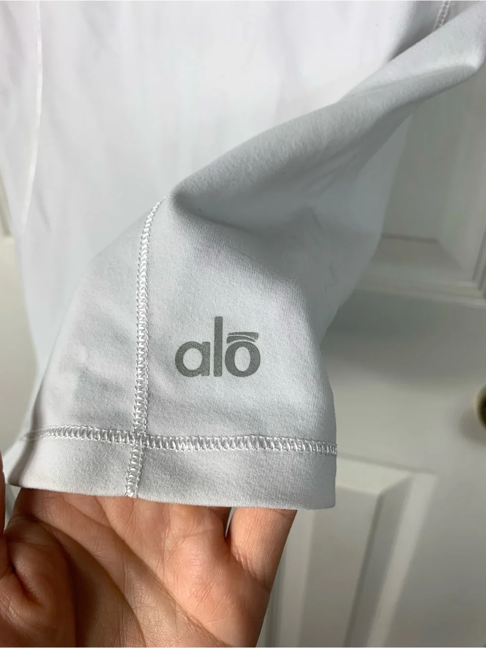 ALO Yoga sleek white
