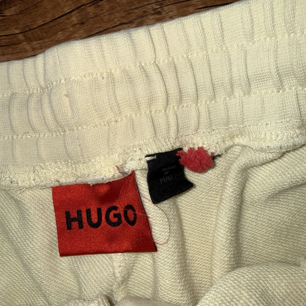 Hugo Boss large tan