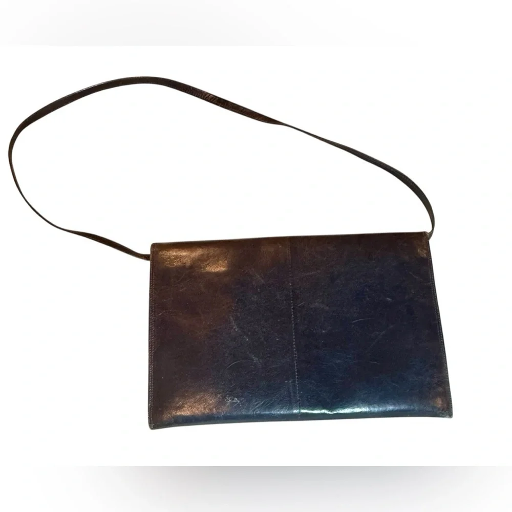 Caressa vintage black