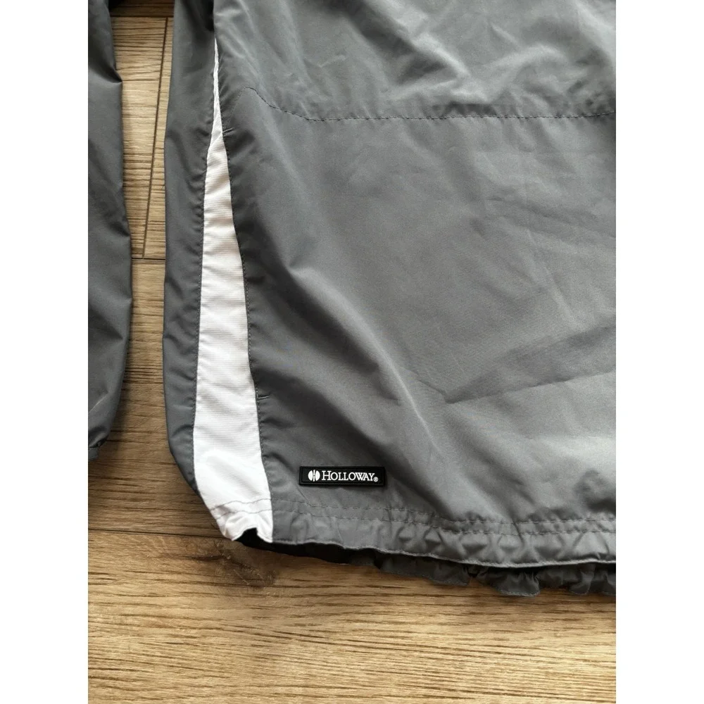 Holloway zipper left