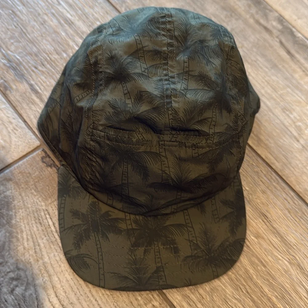 EUC Gymboree palm tree print hat, sz XS/S