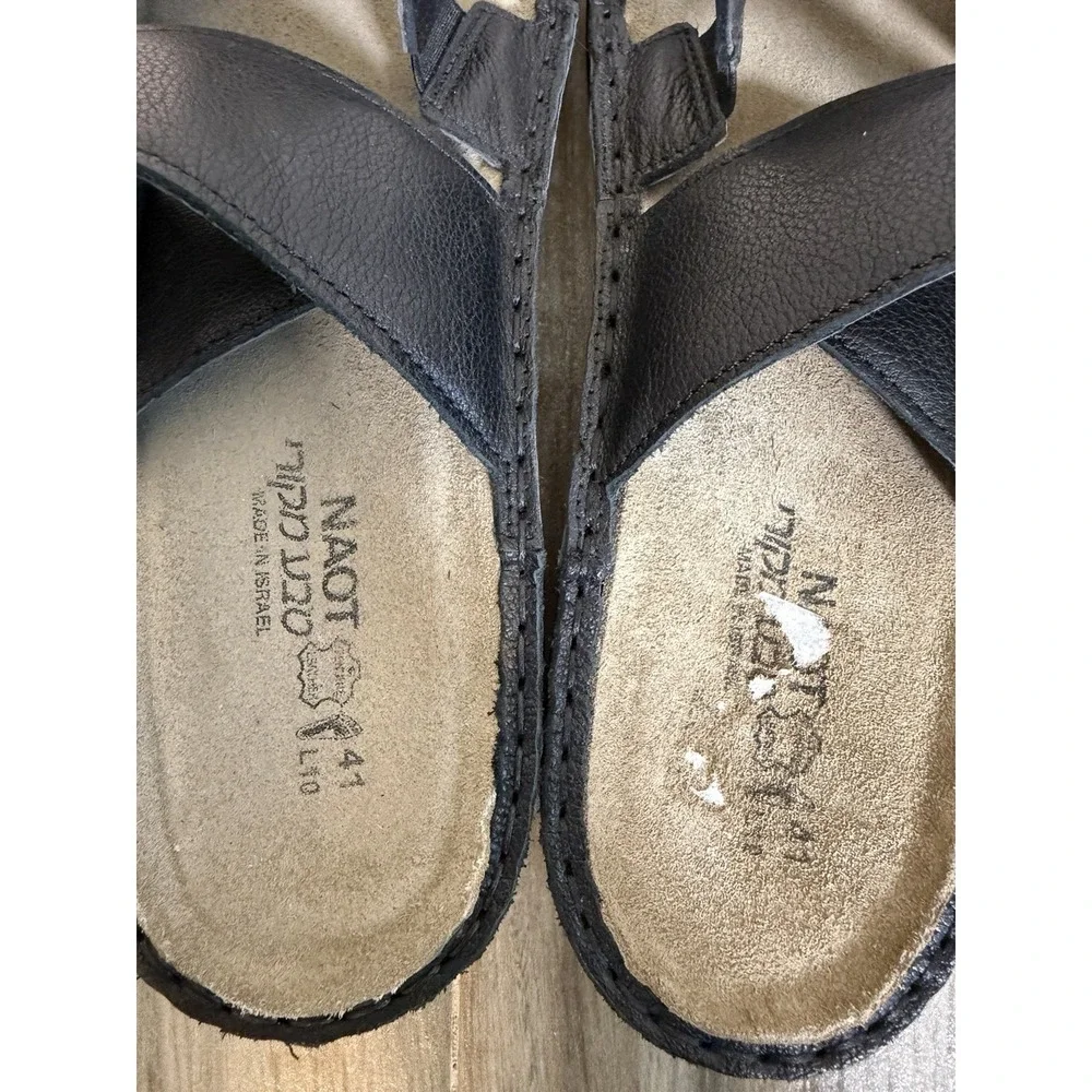 Naot leather slide