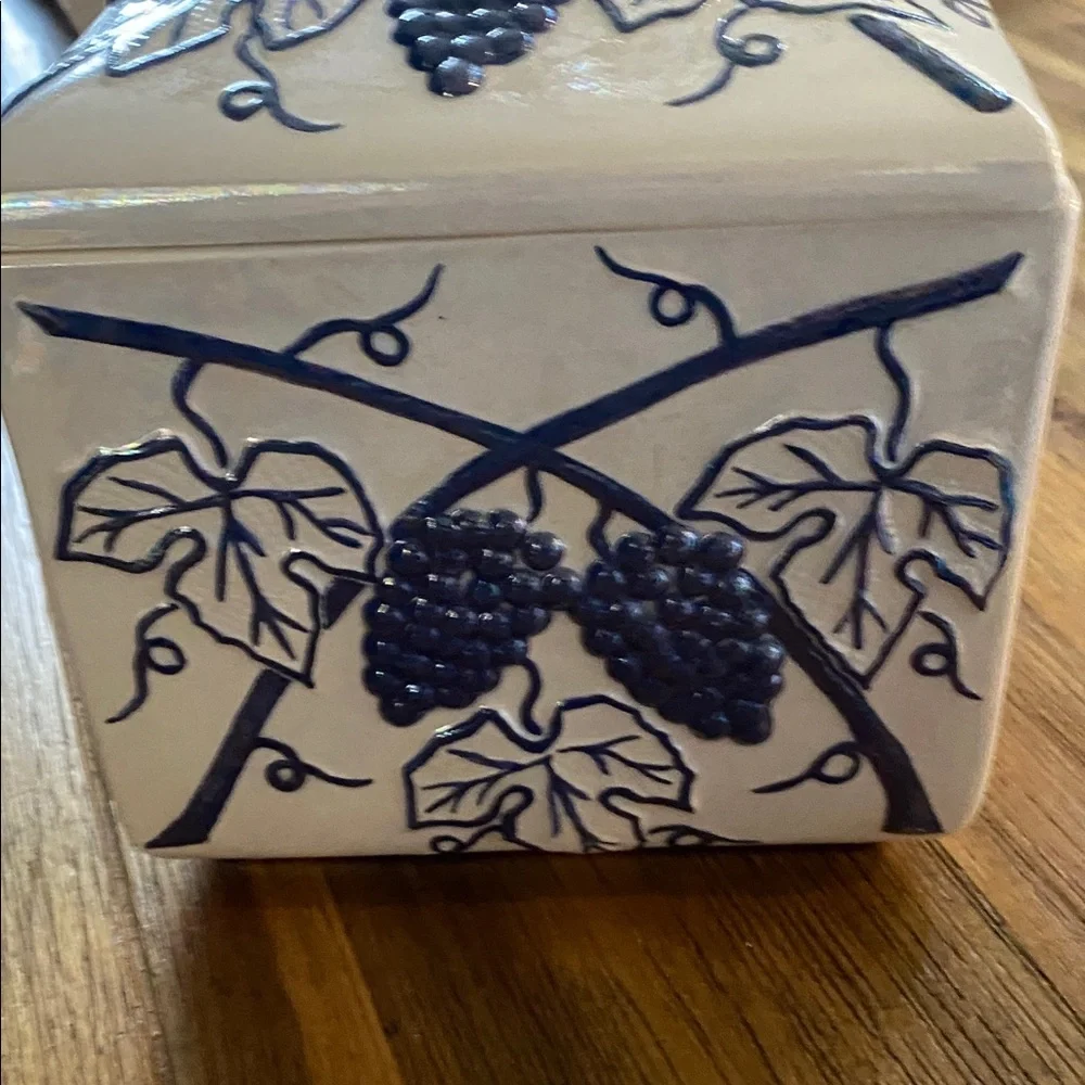 White Ceramic Trinket Decorative Box with Blue Grape Design. 2 Piece with Cover.