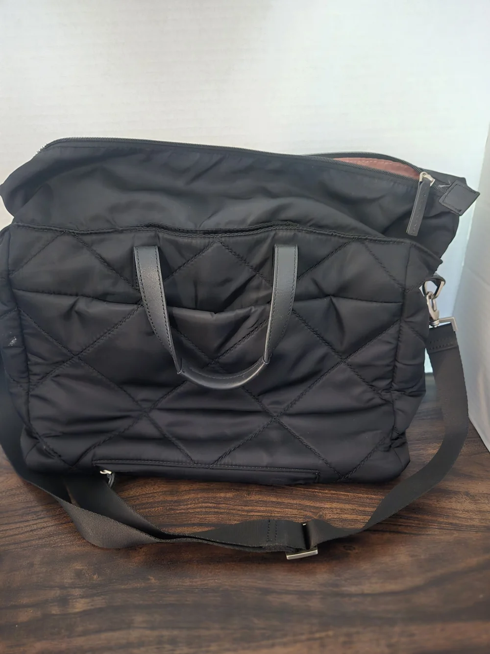Knomo padded black