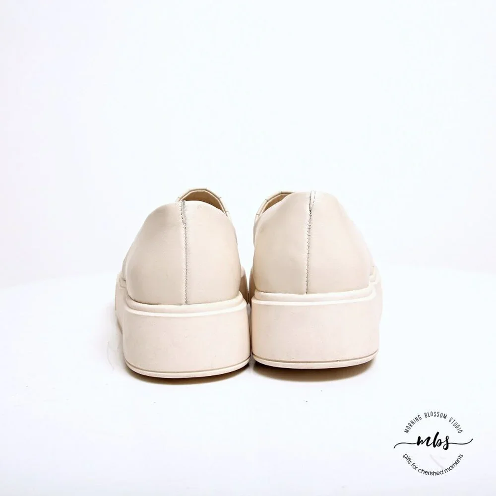 Vince Camuto women size