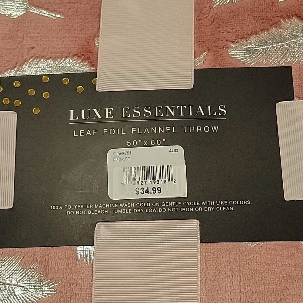 Luxe Essentials new ×60