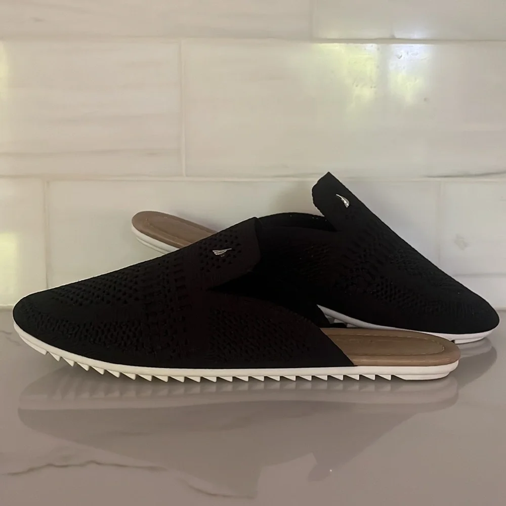 Nautica Ladies Black Knit Slip On Loafers Mules