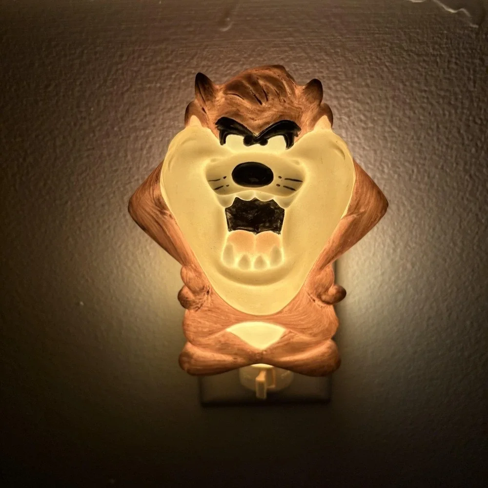 Warner Bros Looney Tunes Taz Night Light Plug In Brown Bathroom Hallway Kids VTG