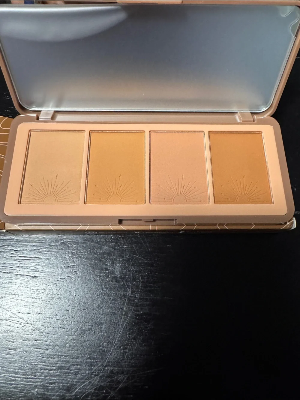 PINKY B COSMETICS Hot Commodity: The Bronzer Palette
