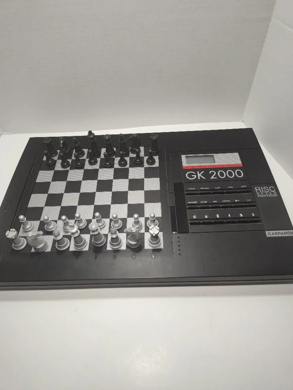 Saitek Kasparov GK 2000 Electronic Chess Computer Tested Works Complete w/Manual