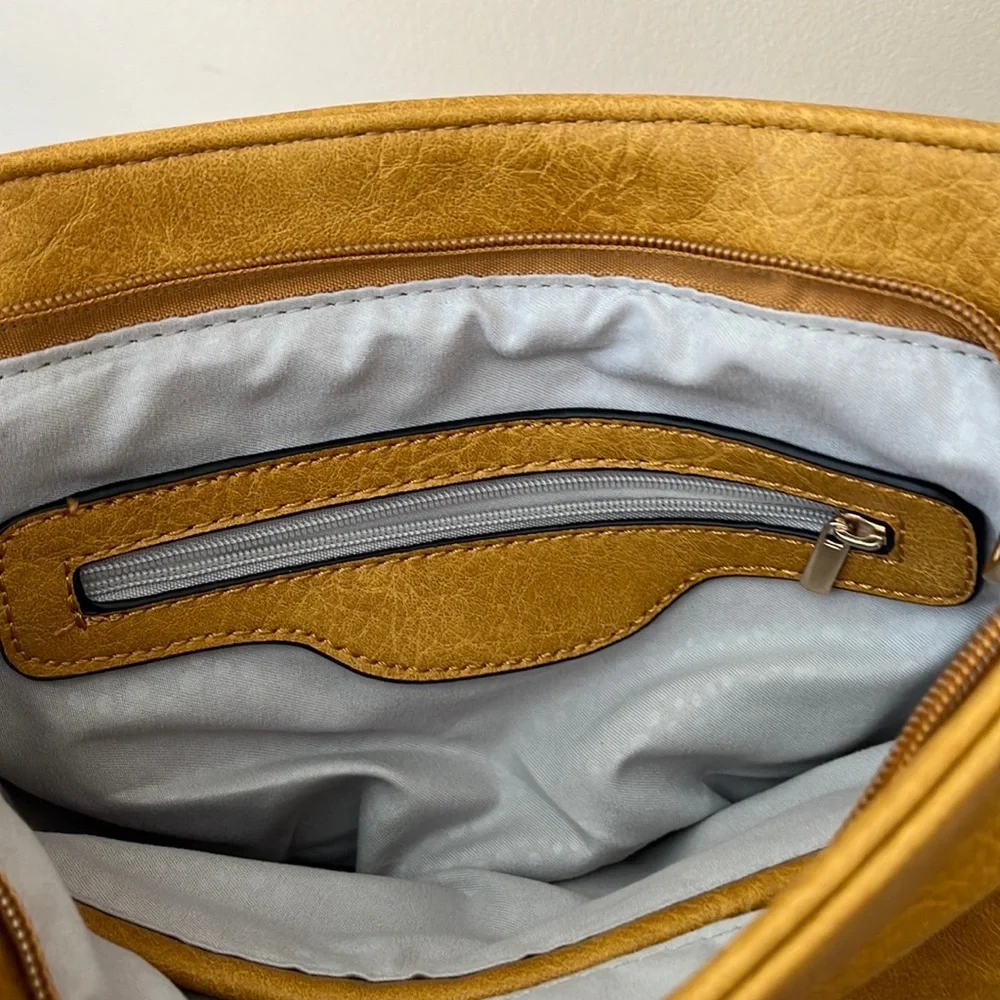 Alyssa vegan leather
