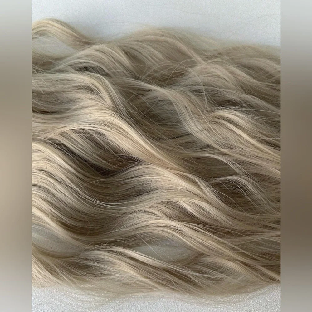 22 Inch Clip in Hair Extensions Light Blonde - Water Wave hair style #613