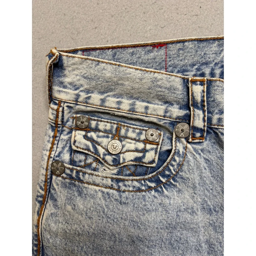 True Religion step into