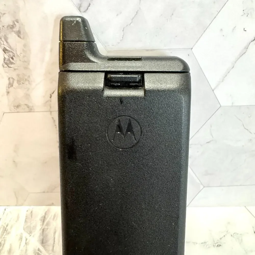 Vintage Motorola Meteor Flip Cell Phone Model 88022 Pocket Phone Not Tested EUC
