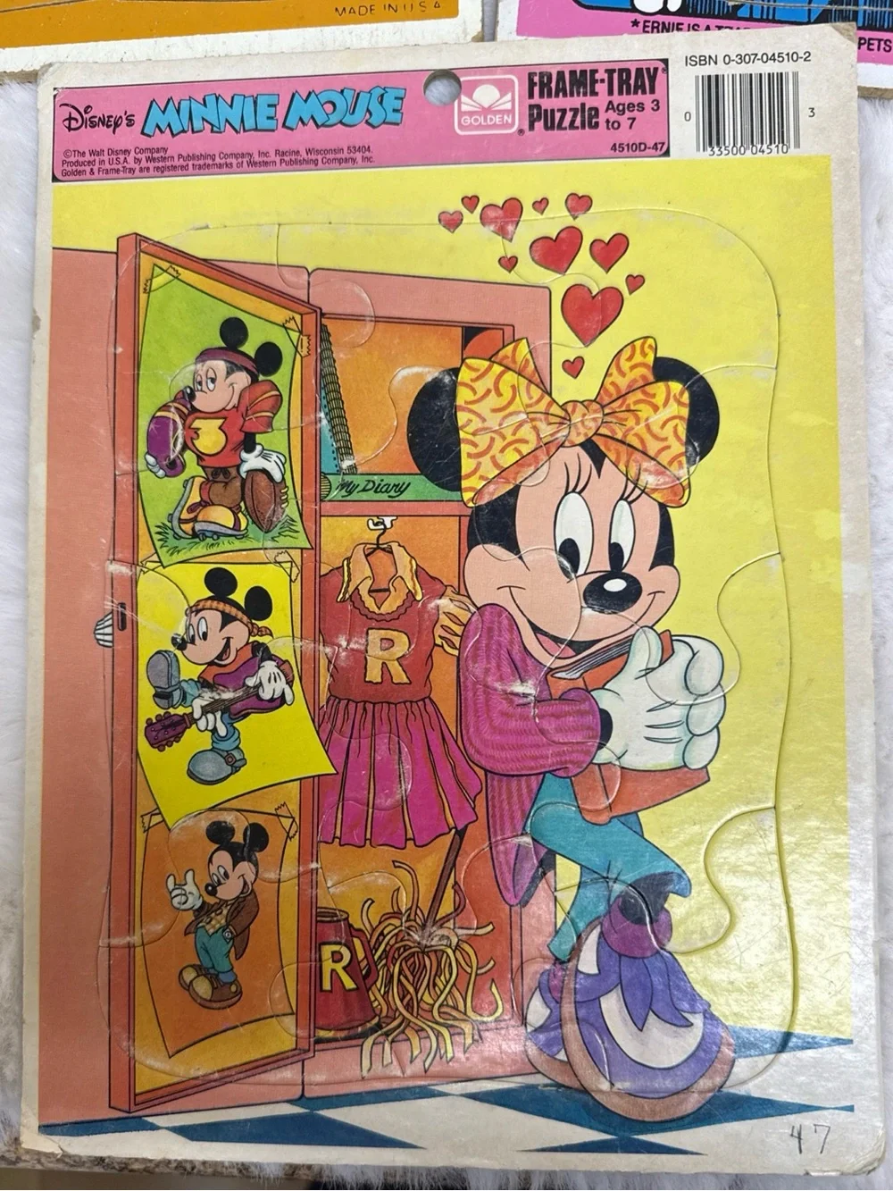 Walt Disney Co., 1970’s Frame Tray Puzzle, Micky And Minnie Mouse HS Sweethearts