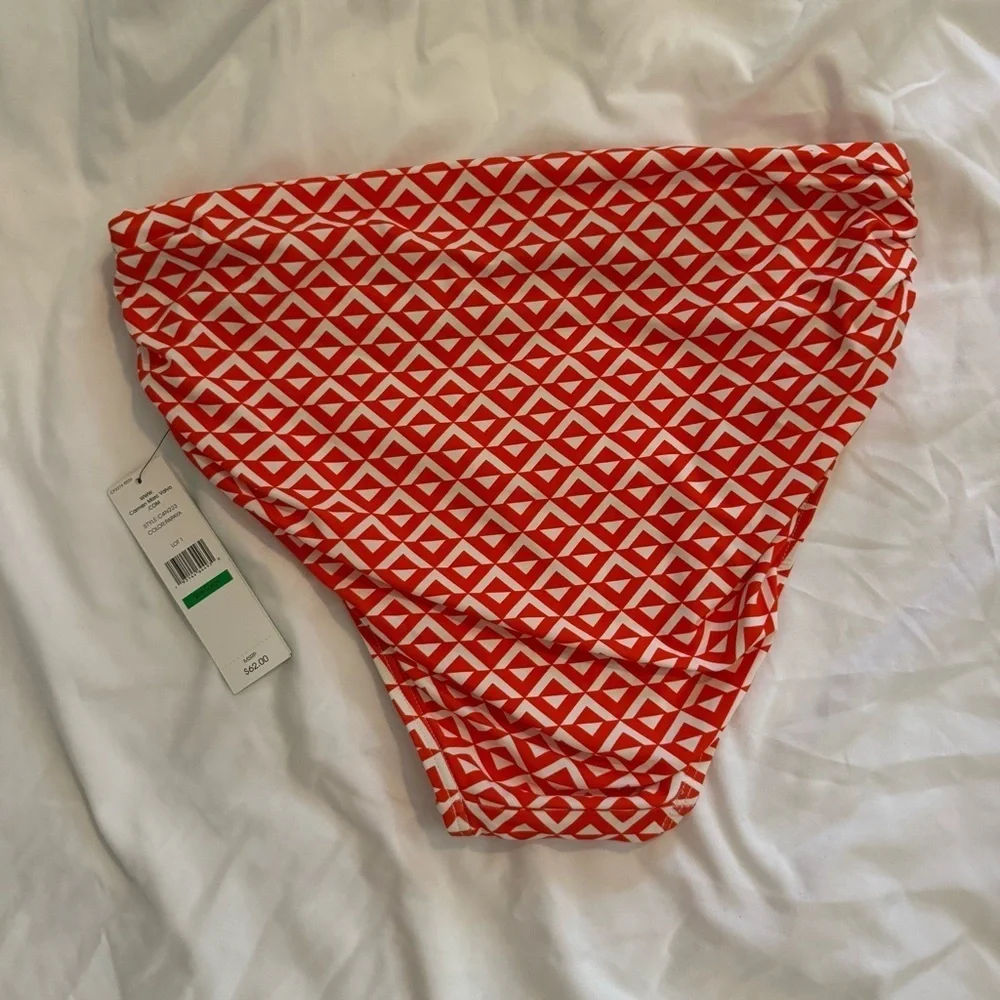 Carmen Marc Valvo changing especially pair