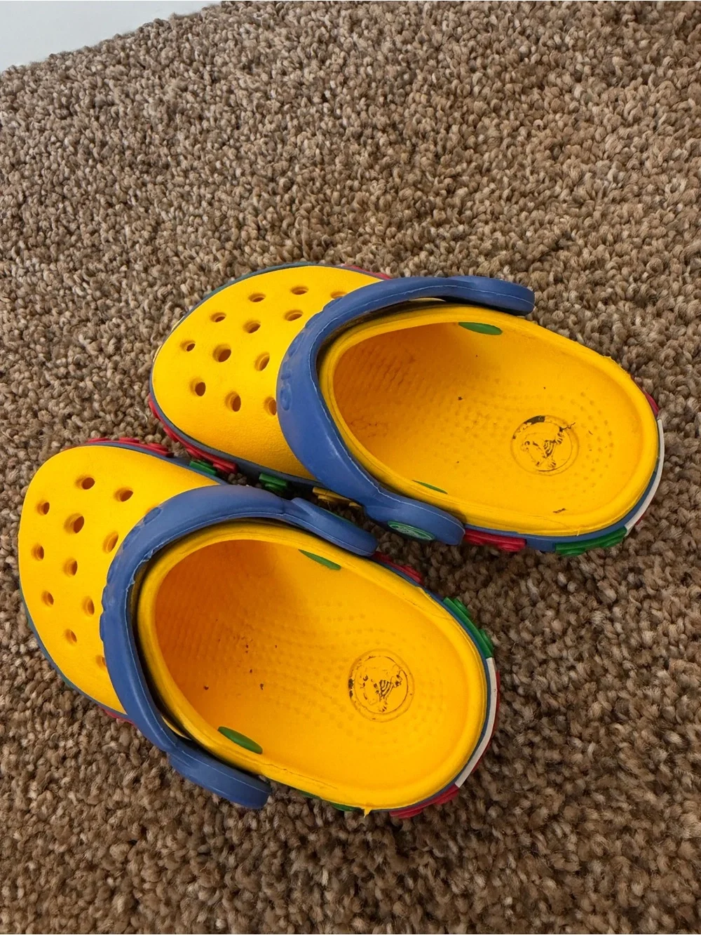CROCS photos daylight