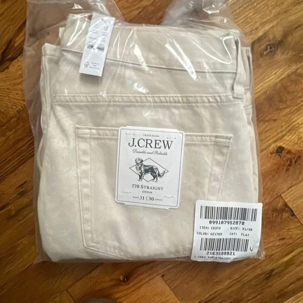 J. Crew Classic Straight jean in natural seeded denim  NWT 31/30
