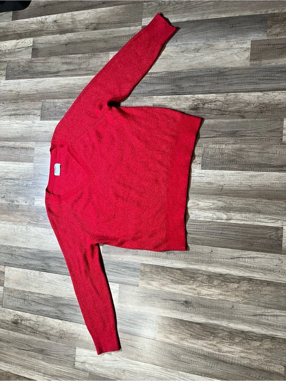 Old Navy Women's Bright Red V-Neck Sweater Size Large