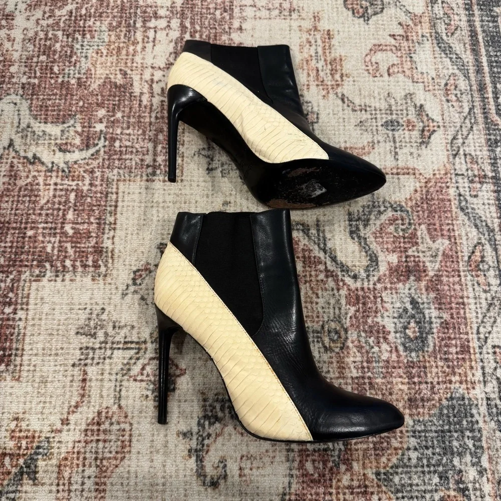 Rachel Zoe Gael Leather Snakeskin Trimmed Pointed-Toe Booties, Size 9