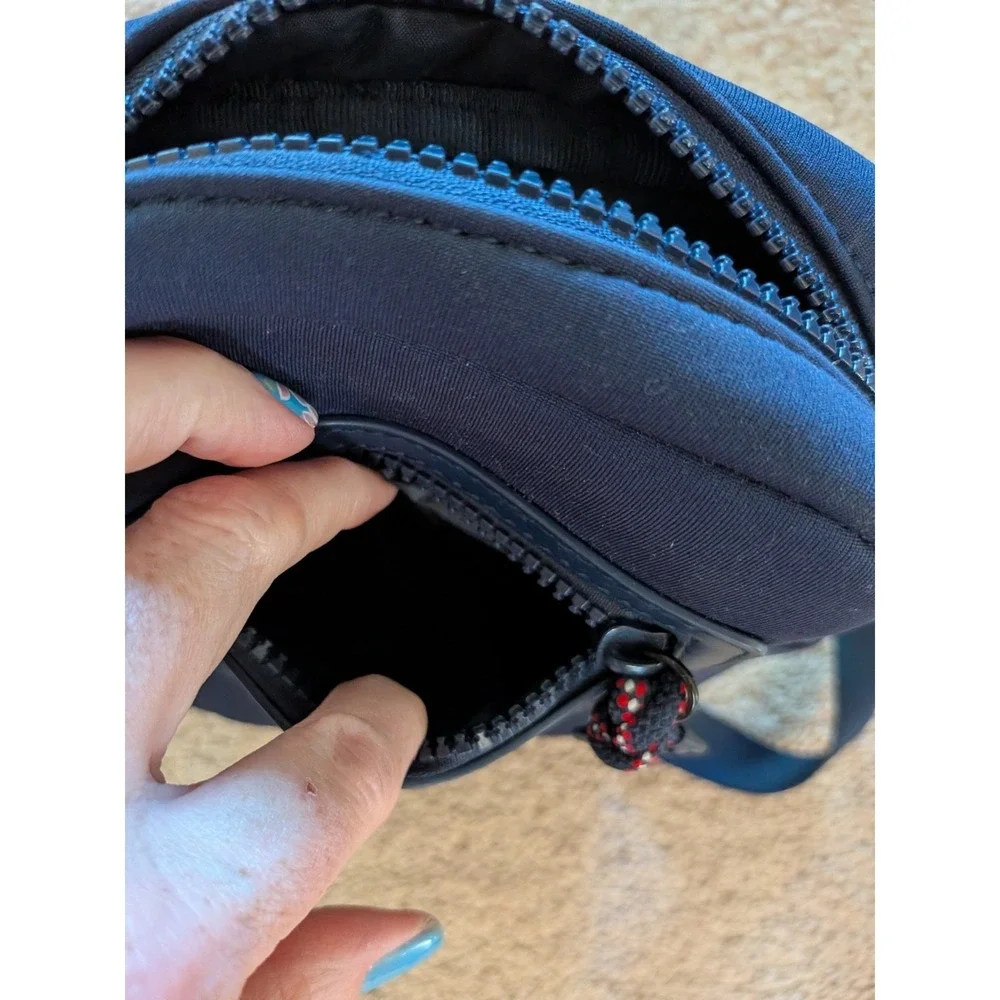 Tommy Hilfiger signature scuba