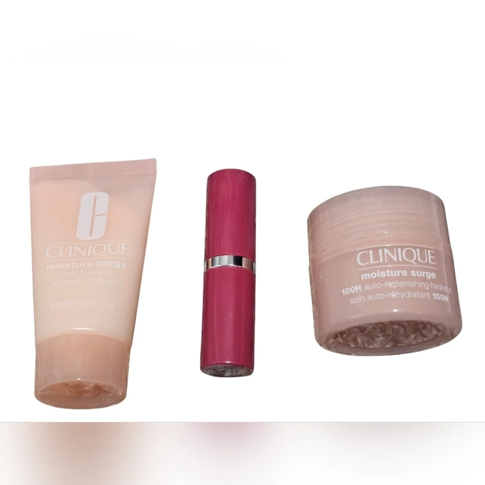 Clinique Floral Cosmetic Bag With Trial Size Moisture Surge And Lipstick. New
