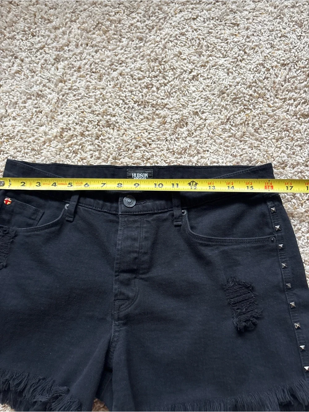 Hudson Jeans Libertine Boyfriend Shorts Black Stud Sz 29