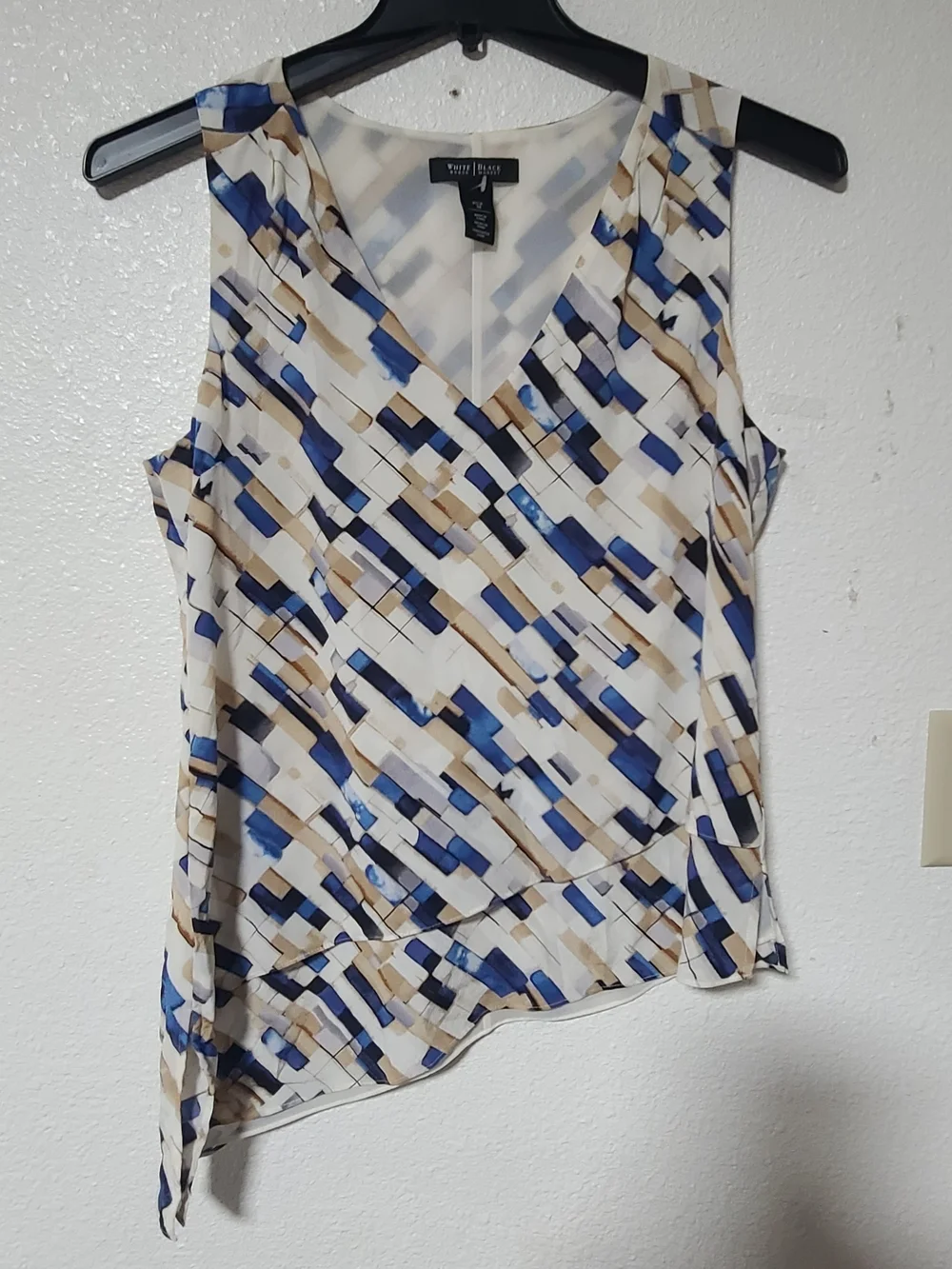 White House Black Market Sleeveless V-Neck Asymmetrical Blue & Tan Print Top