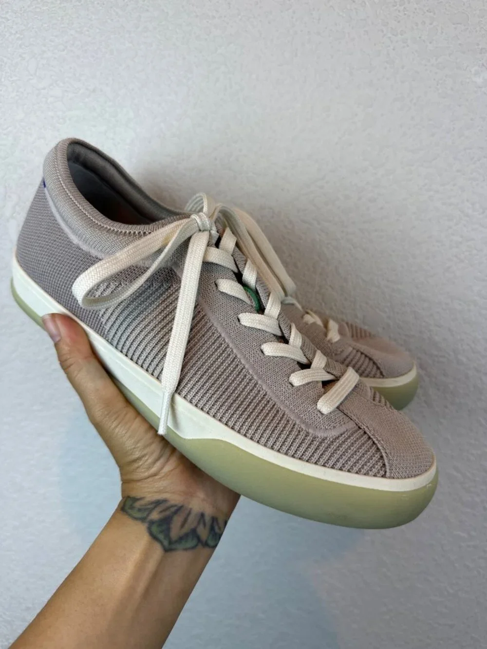 Rothys stylish sustainable