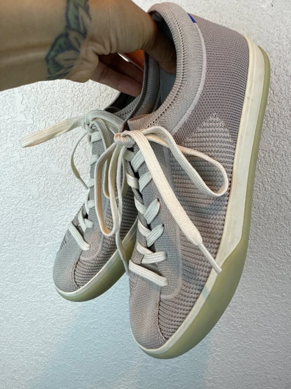 Rothys stylish sustainable