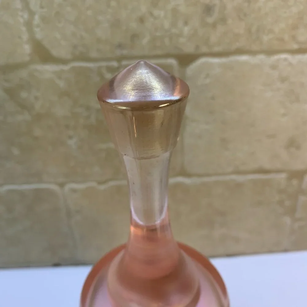 Fenton pink velva