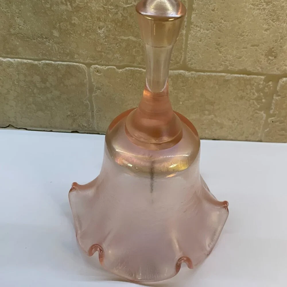 Fenton pink velva