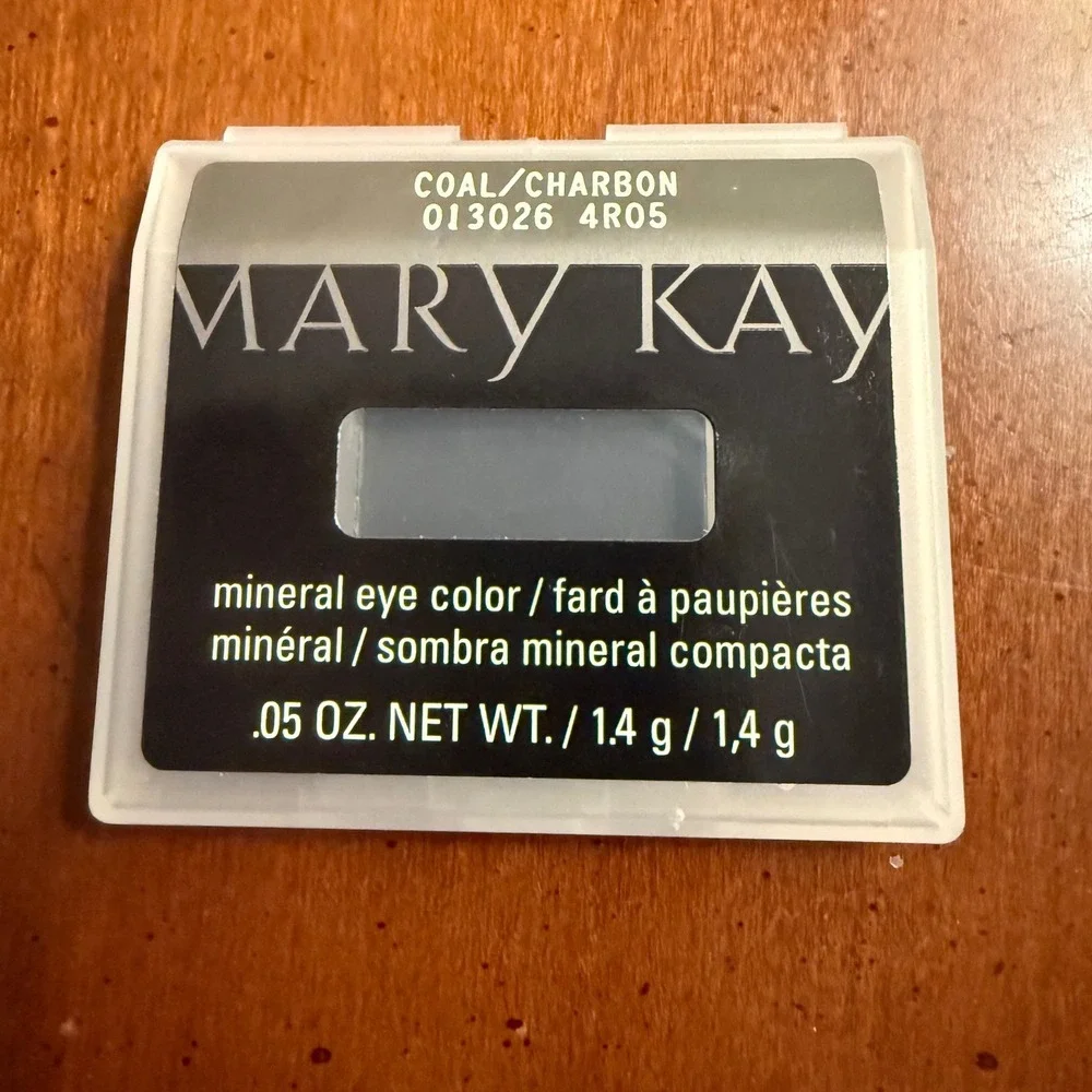 Mary Kay mineral eye shadow color single magnetic‎ case refill Coal 013026 4R05
