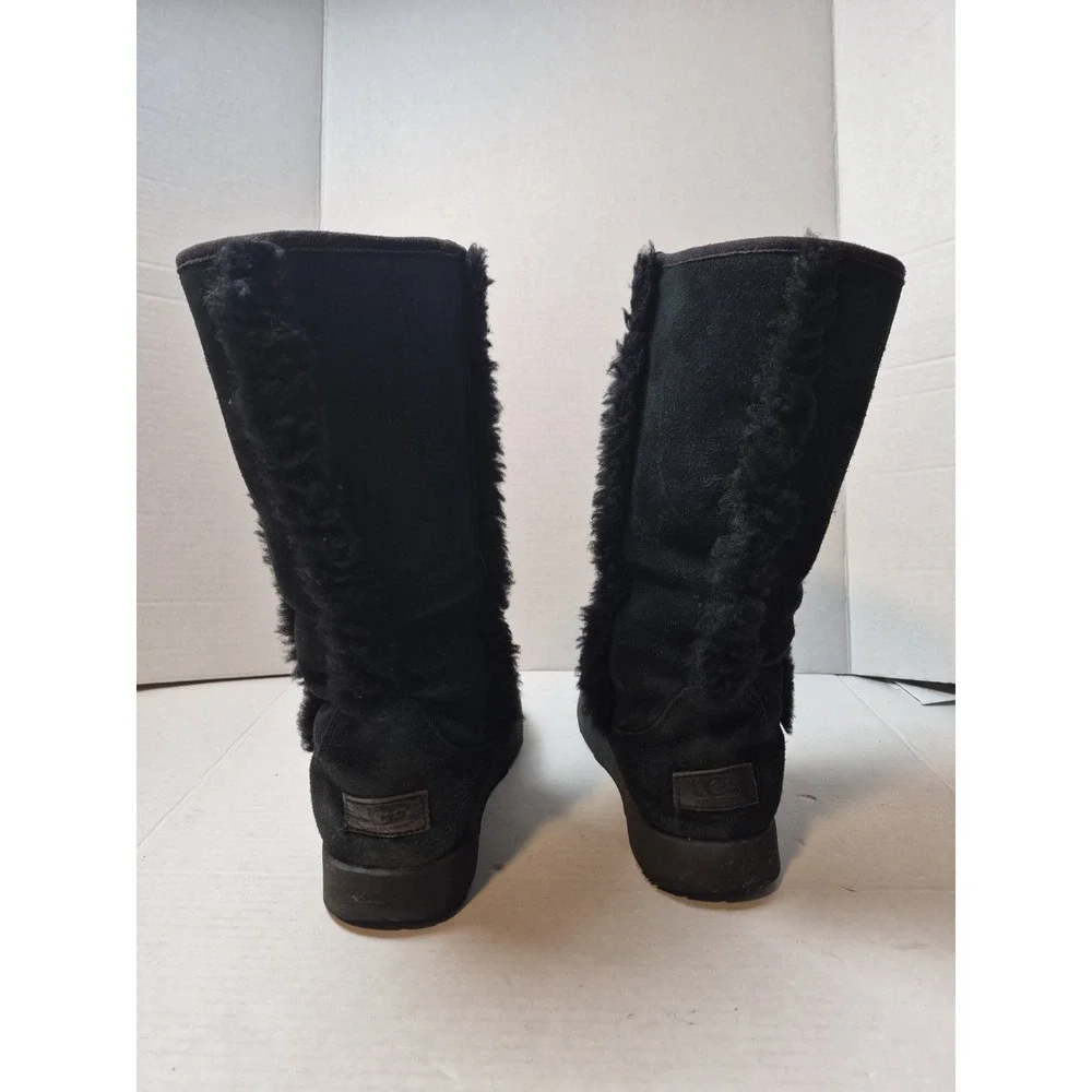 UGG Australia stay warm