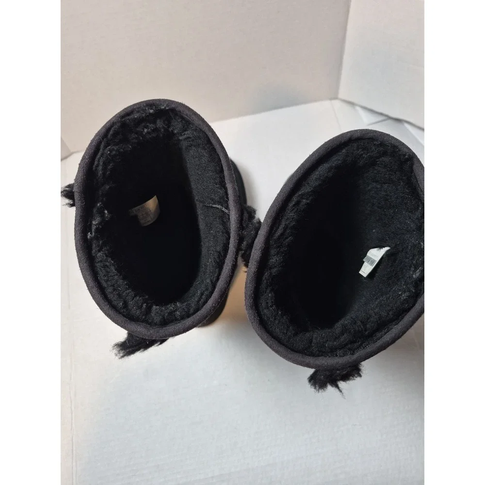 UGG Australia stay warm