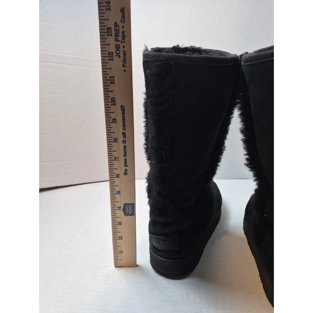 UGG Australia stay warm