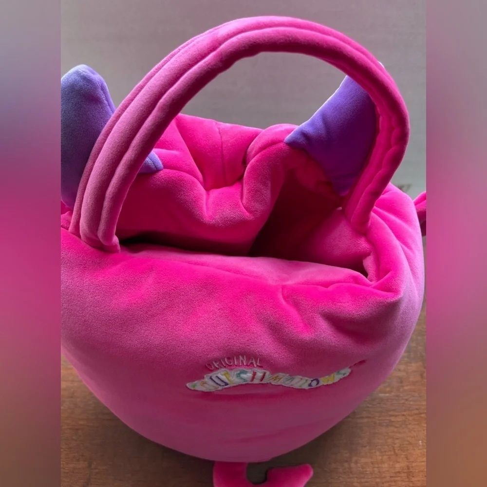 Squishmallows wakisha pink