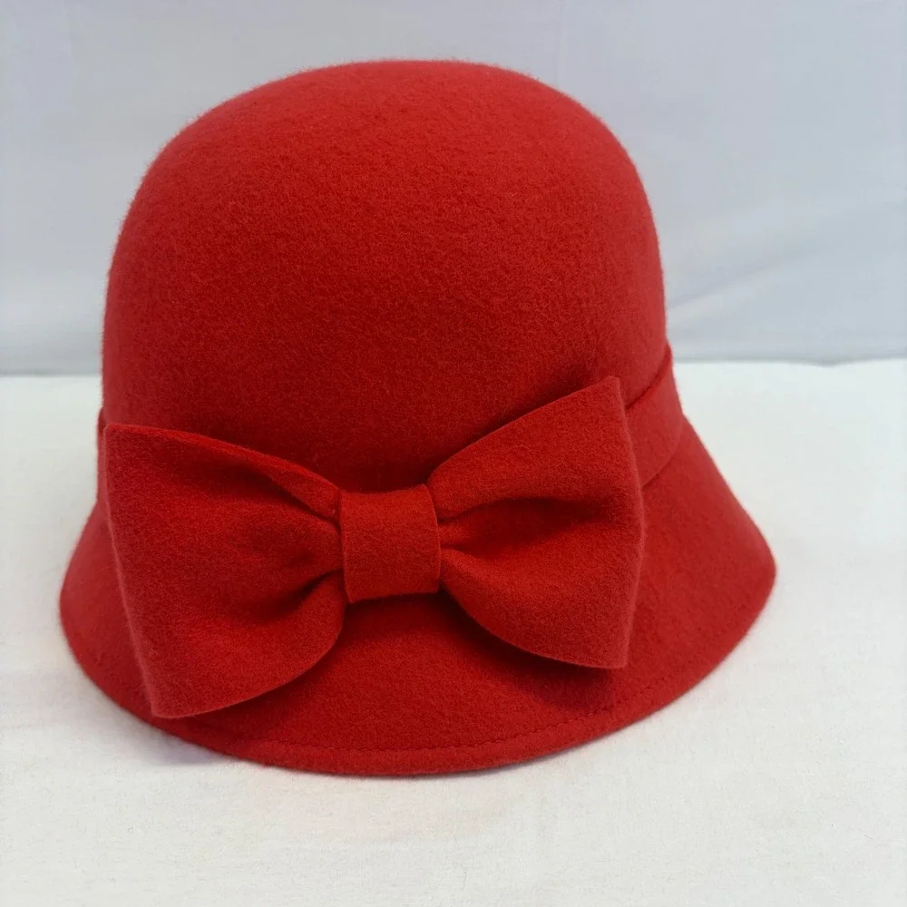 Kate Spade New York Wool Felt 1920s style Cloche Bucket Hat Red Bow