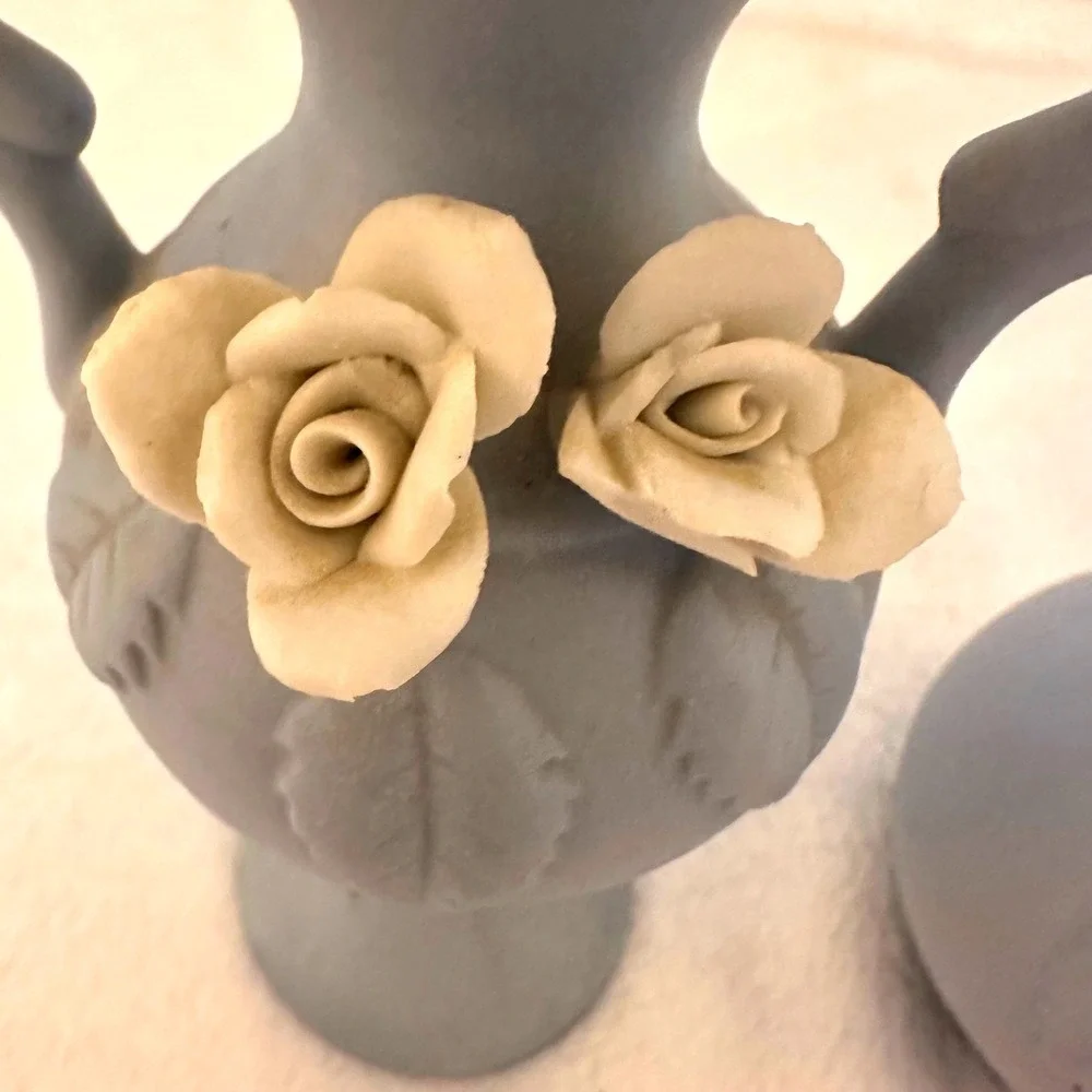 Flambro Bud Vase St Blue Good Matte Rose Detail Ceramic Decor Chip Rose Leaf Vtg