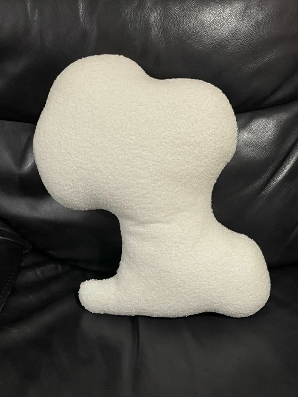 PEANUTS Snoopy Sherpa Fall Pillow Peanuts Fall Pillow