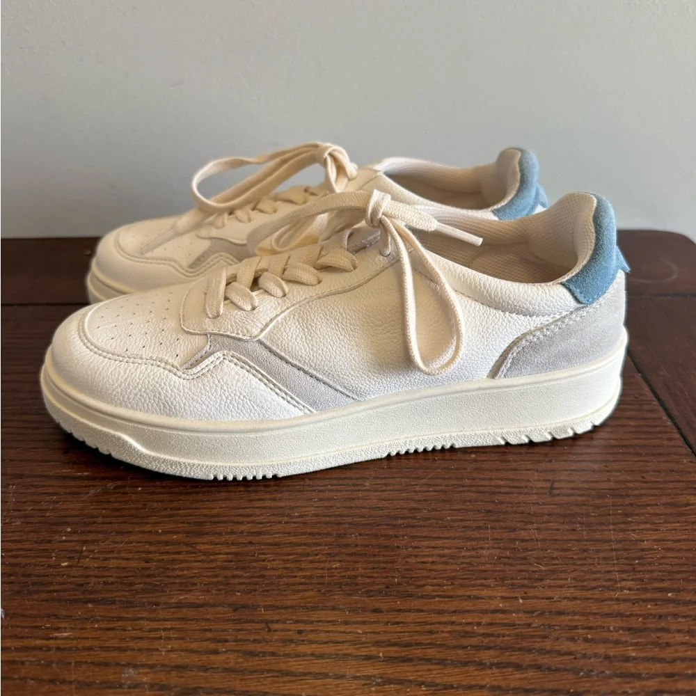 Steve Madden chic cream