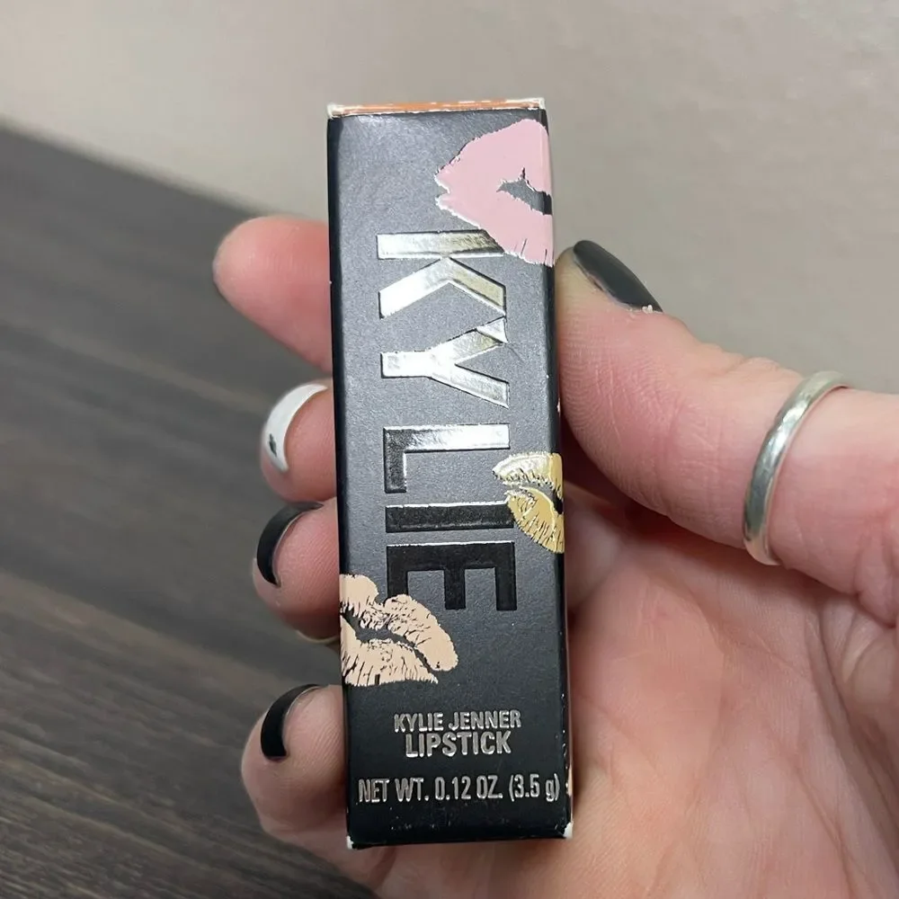 Kylie Cosmetics new nova