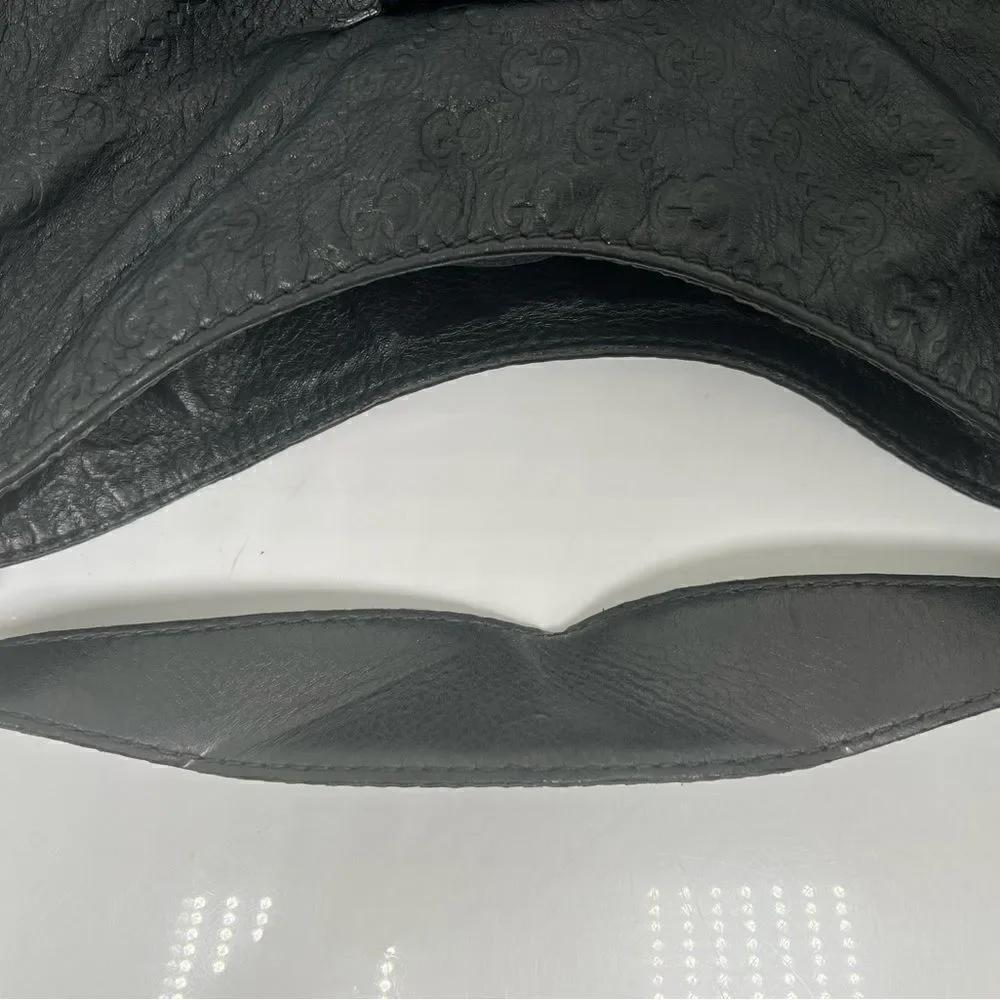 Gucci guccissima black