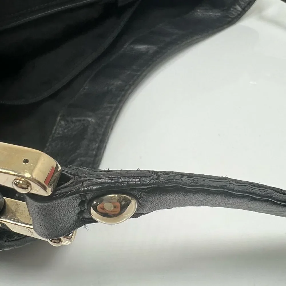Gucci guccissima black